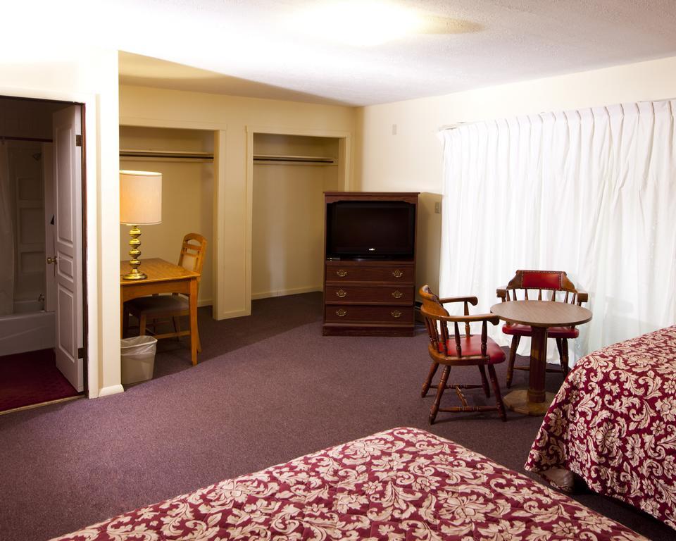 Charlie'S Motel Frostburg Экстерьер фото