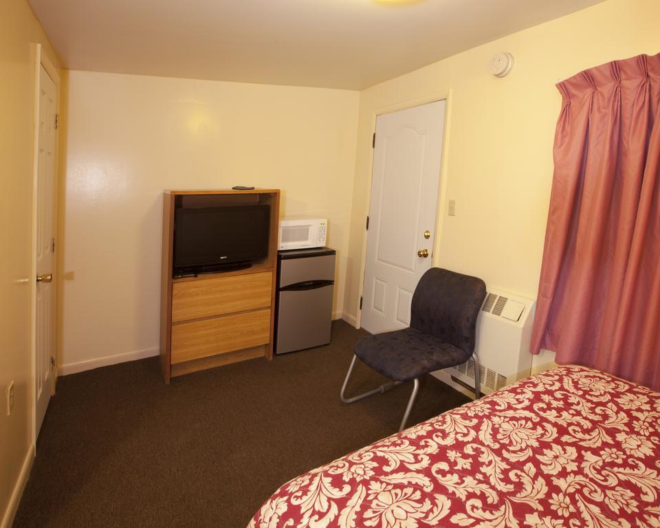 Charlie'S Motel Frostburg Экстерьер фото