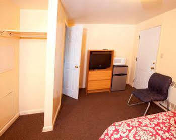 Charlie'S Motel Frostburg Экстерьер фото